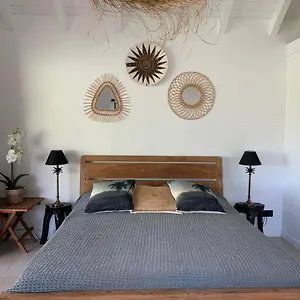 Palm Apartment